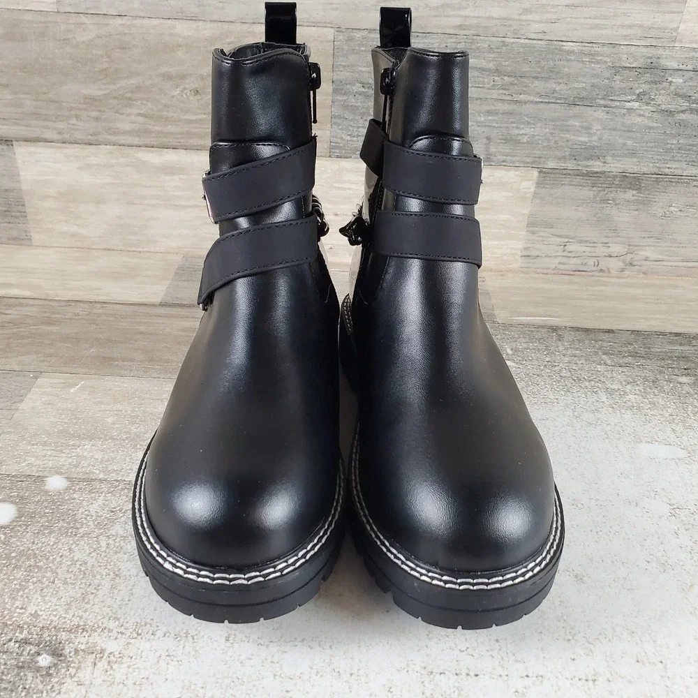 Mia Malei Kids Girls Boots Sz 5 M Black Round Toe Ankle Buckled Strap with Chain